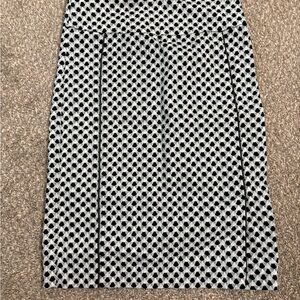 Blue pattern pencil skirt